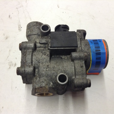 Válvula solenoide Volvo 1079666 Válvula solenoide Volvo 1079666
