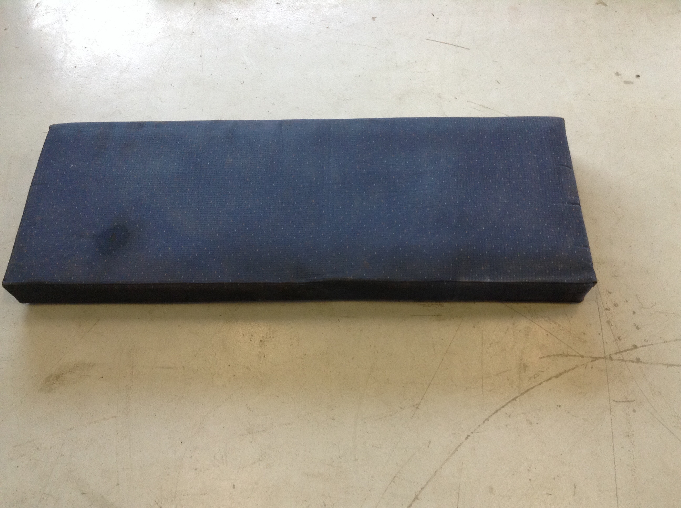 Bett Volvo 20584170 Bett Volvo 20584170