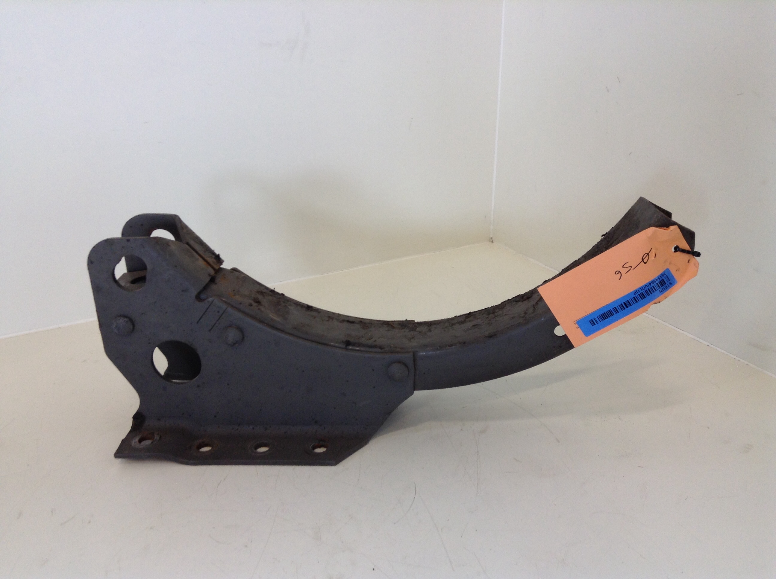 Support de réservoir de carburant Volvo 20427189