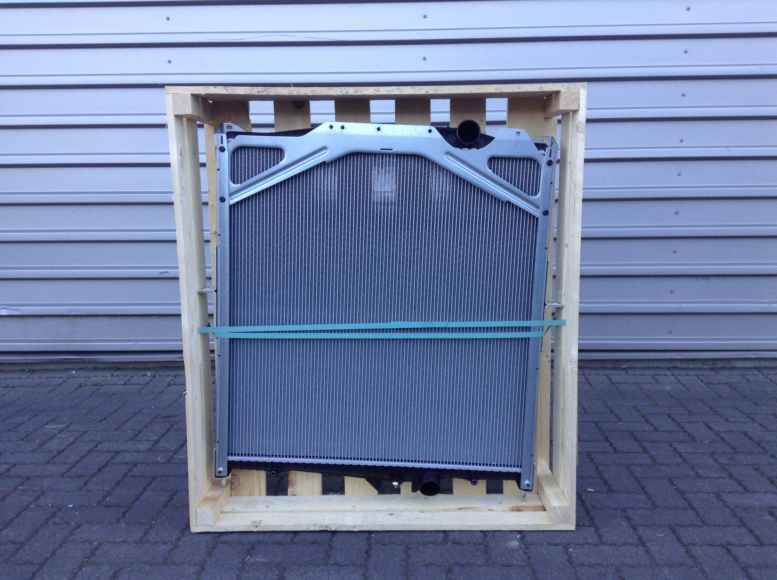 Kühler Valeo 85000327