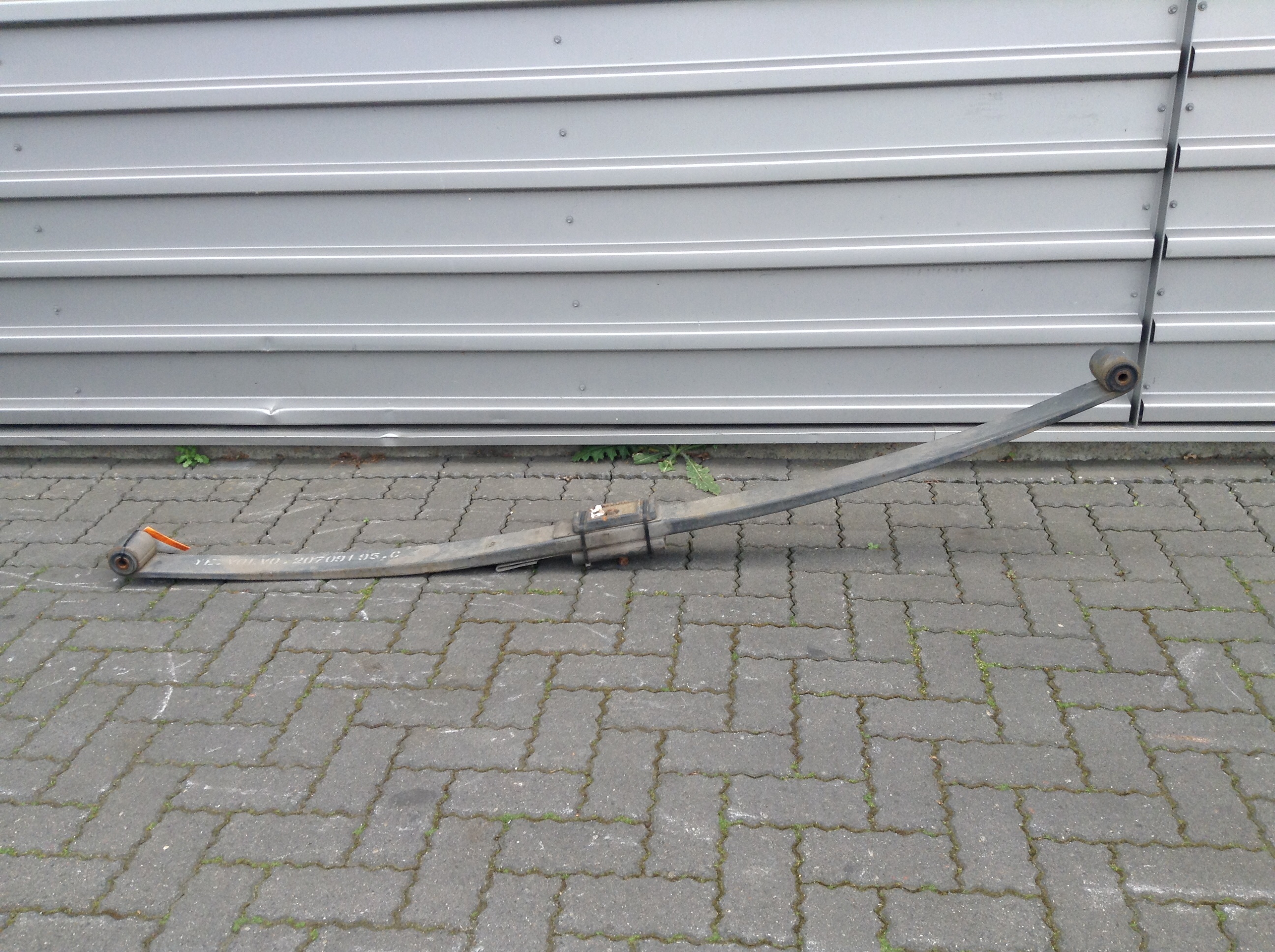 Front Spring Volvo 20709195