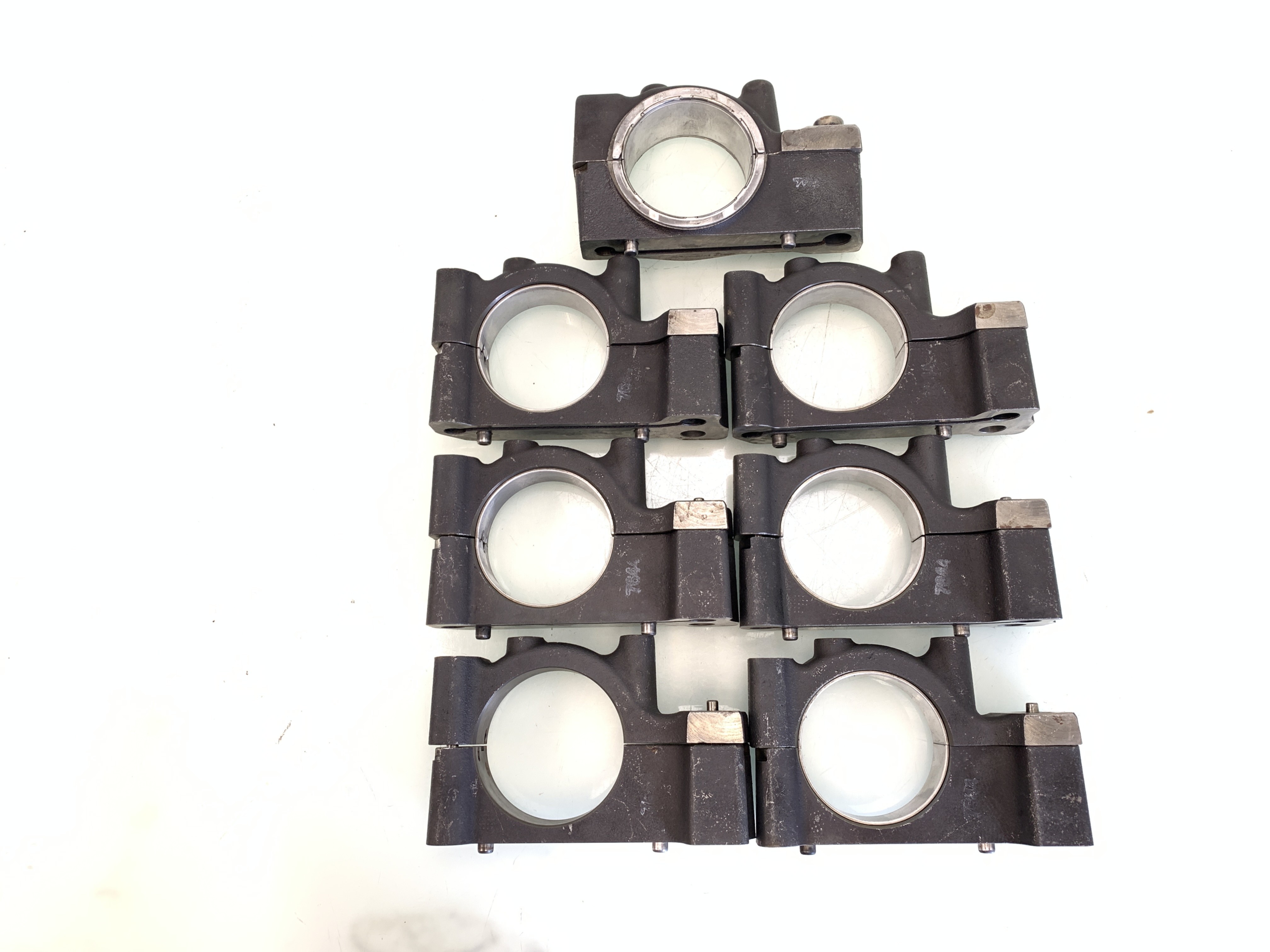Bearing housing Volvo 20798419