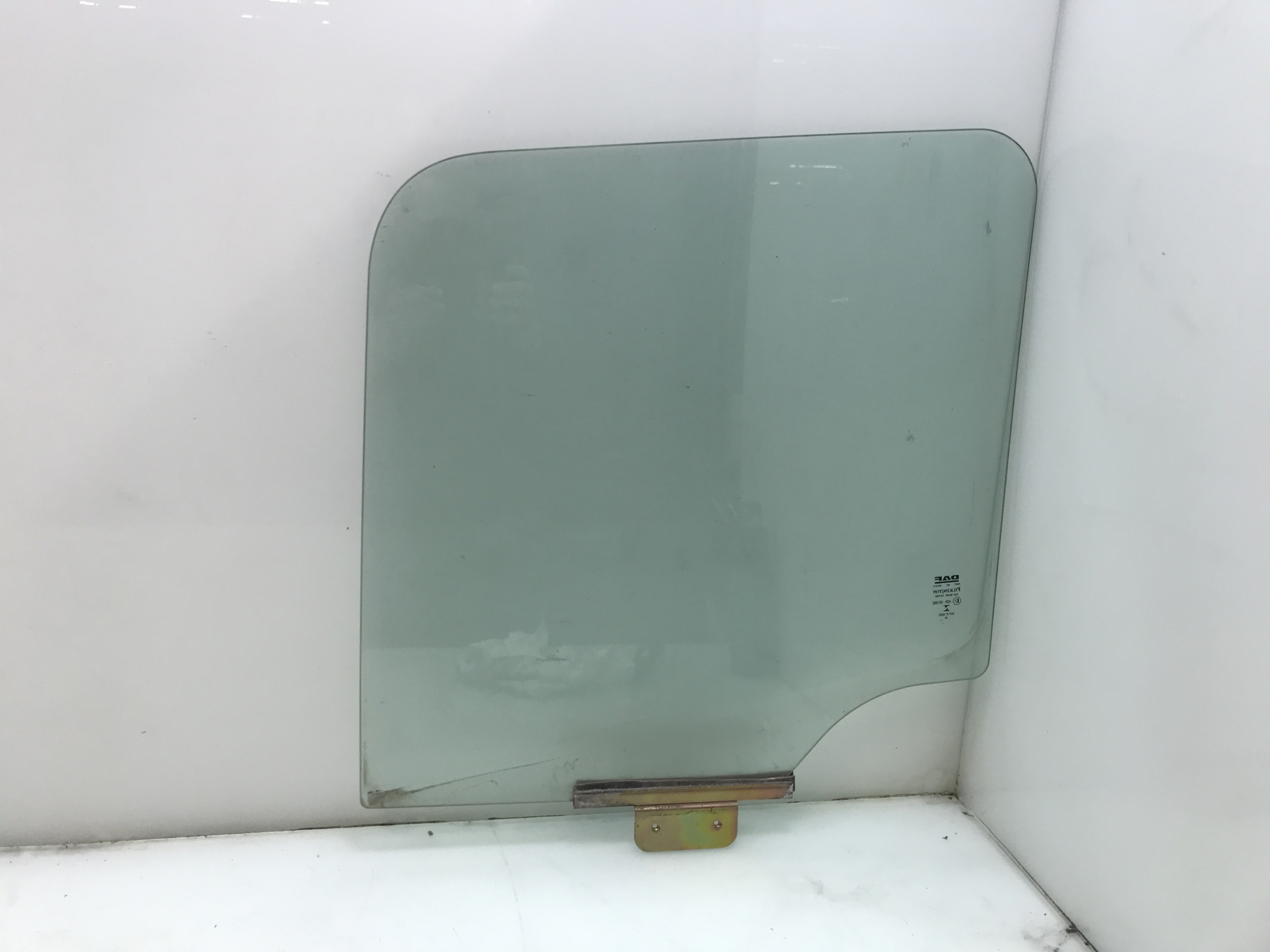 نافذة باب DAF 0300300