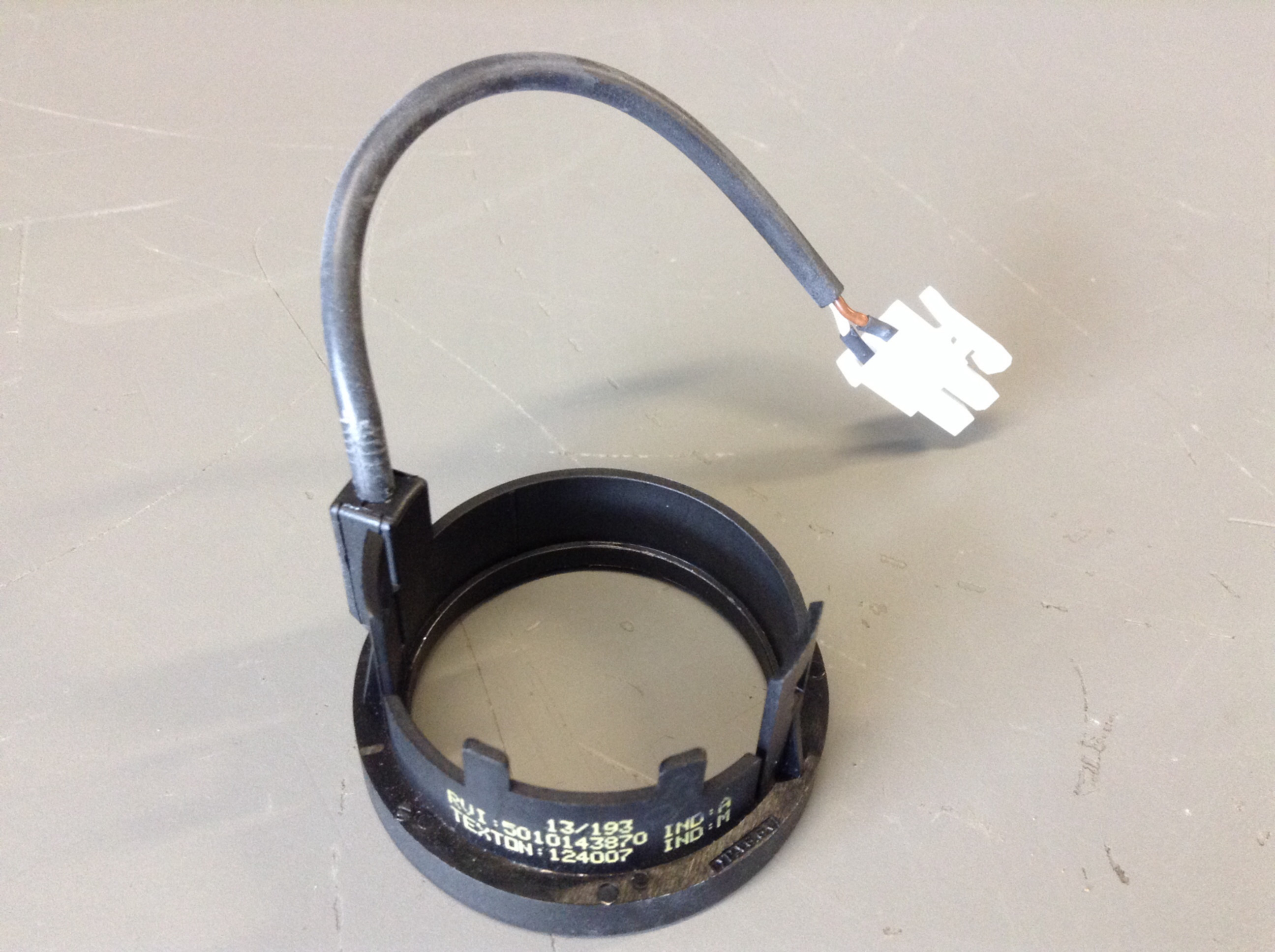 Antenne Renault 5010143870 Antenne Renault 5010143870