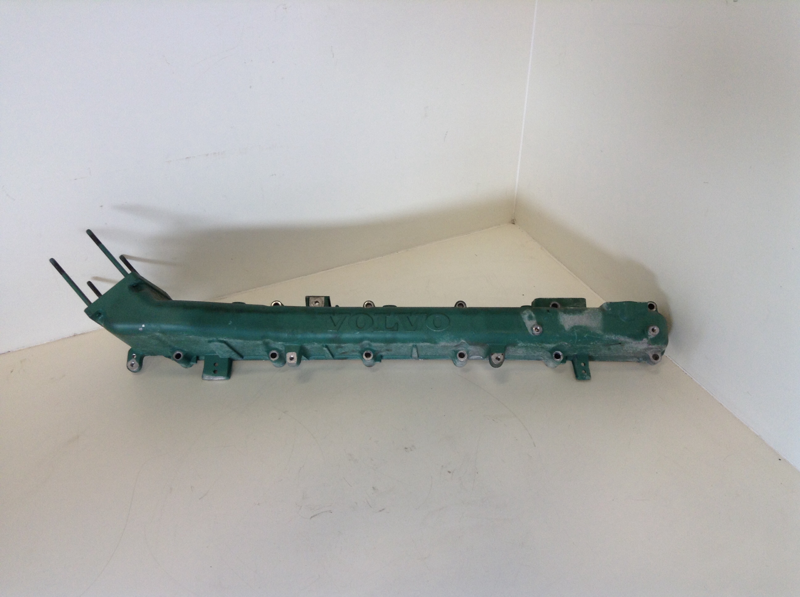Kolektor dolotowy Volvo 21393038 Kolektor dolotowy Volvo 21393038