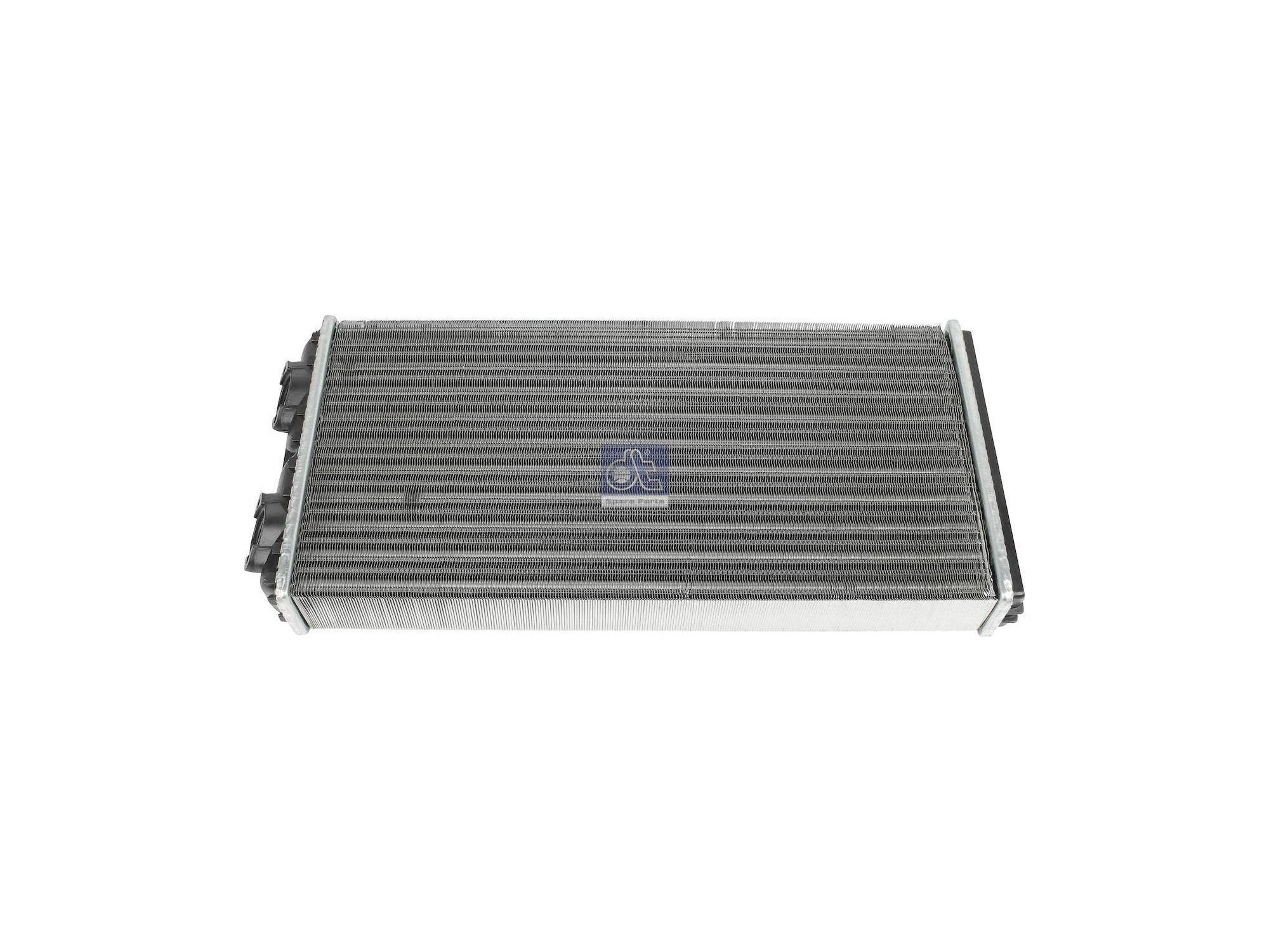 Топлообменник DT Spare Parts 81619010067