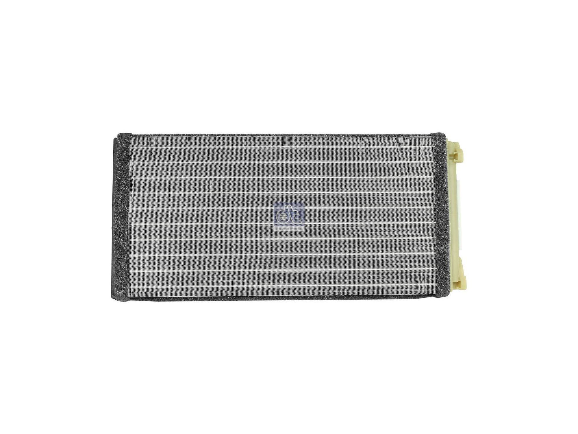 Топлообменник DT Spare Parts 81619010056