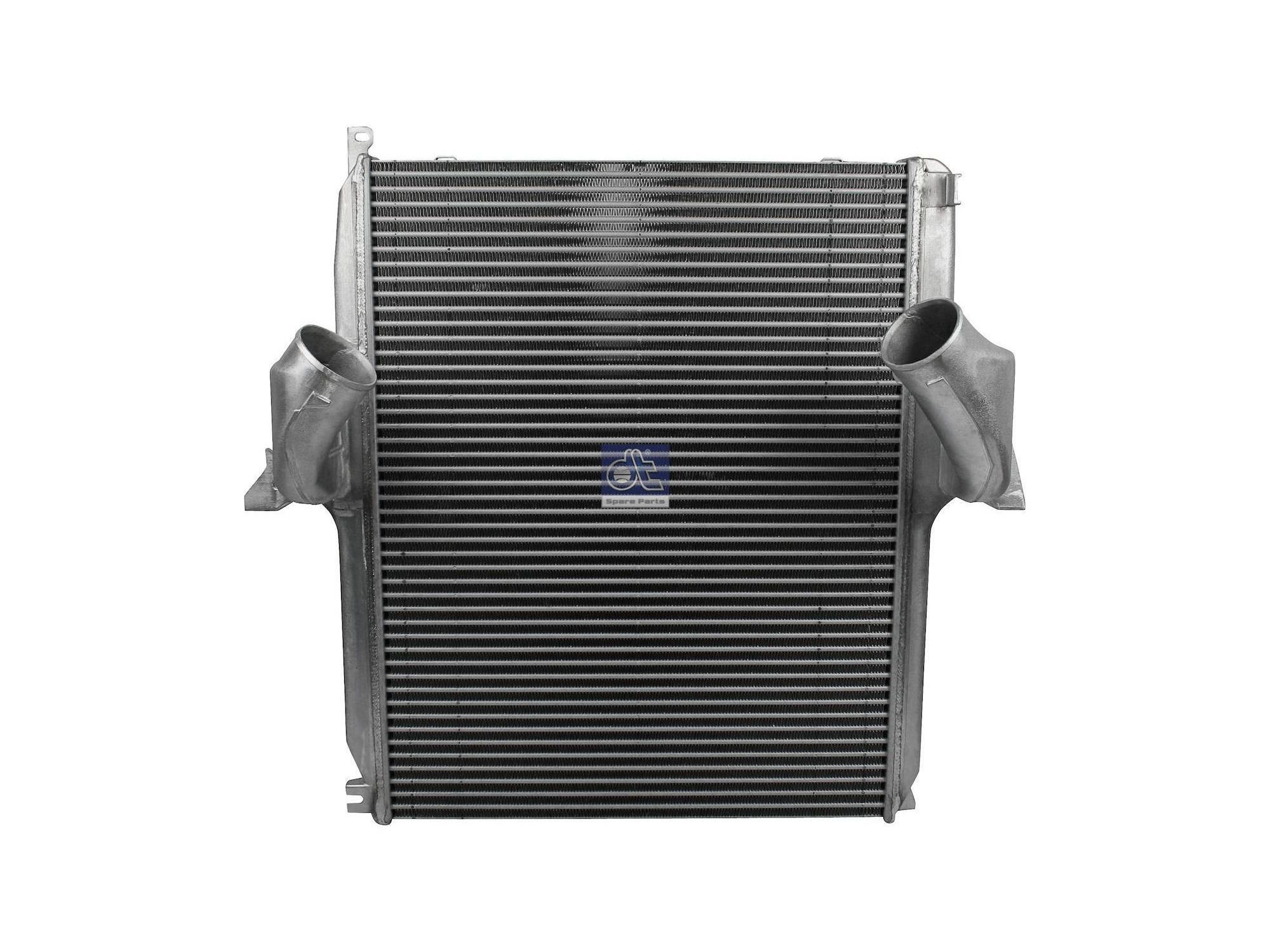Intercooler DT Spare Parts 9425010701