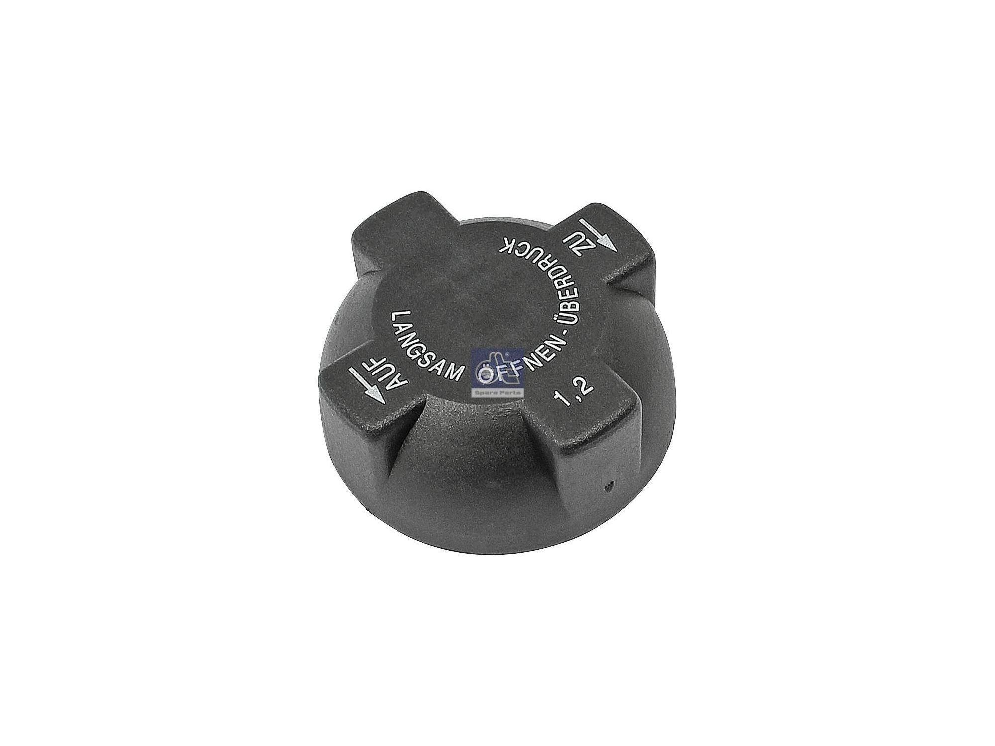 Capotă DT Spare Parts 0005017015