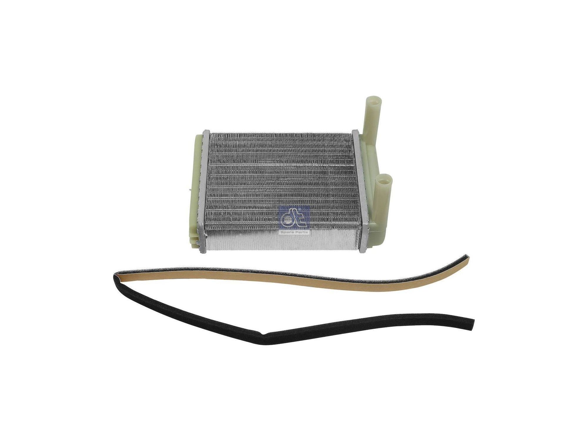 Топлообменник DT Spare Parts 0038353501