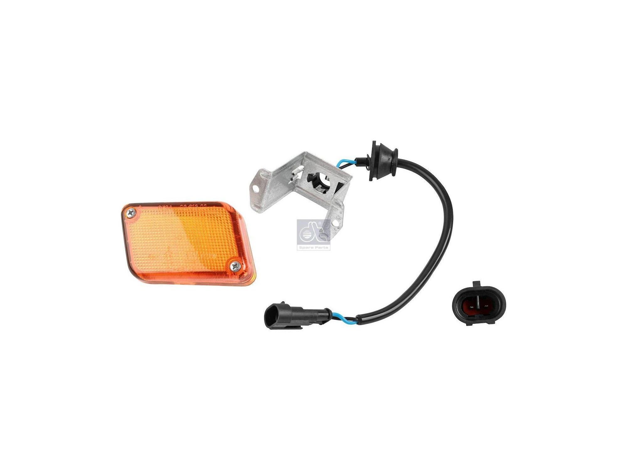 Side marking lamp DT Spare Parts 98419235
