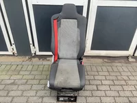 Scaunul pasagerului Renault 7421615420