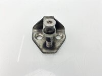 Защипка Volvo 20494307 Защипка Volvo 20494307