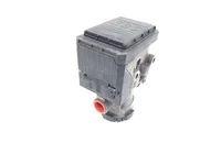 Modulateur dessieu avant Volvo 20428938 Modulateur dessieu avant Volvo 20428938