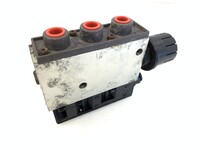 Ventil za kontrolu visine Volvo 3944717 Ventil za kontrolu visine Volvo 3944717