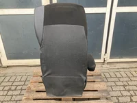Место водителя DAF 2104676