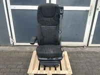 Scaunul șoferului DAF 2104652 Scaunul șoferului DAF 2104652