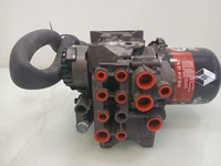 مجفف هواء Renault 7422358797
