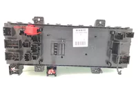 Fuse box Renault 7421939524