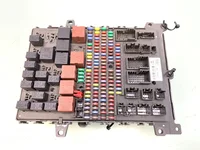 Fuse box Volvo 22009557