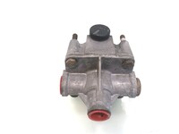 Ускорительный клапан DAF 1518271 Ускорительный клапан DAF 1518271