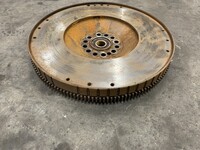 Koło zamachowe Renault 7421825230