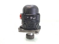 Масляный насос Renault 7421526273 Масляный насос Renault 7421526273