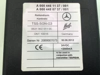 Unité de commande Mercedes A 000 446 11 37 Unité de commande Mercedes A 000 446 11 37