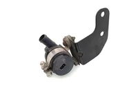 Koelmiddelpomp Mercedes A 960 830 19 37 Koelmiddelpomp Mercedes A 960 830 19 37