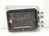 Trapa pentru scule Mercedes A 960 750 27 03 Trapa pentru scule Mercedes A 960 750 27 03