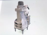Valve de frein à pied Mercedes A 003 431 95 06 Valve de frein à pied Mercedes A 003 431 95 06