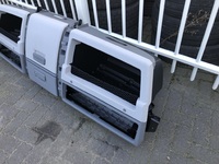 Storage space Renault 7423997538