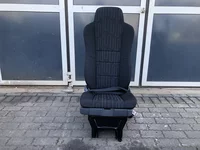 Assento do passageiro Mercedes A 967 910 10 03 Assento do passageiro Mercedes A 967 910 10 03