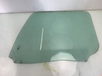 Боковое окно Mercedes A 960 720 02 18