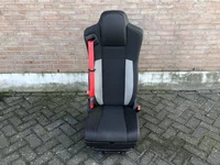 Scaunul pasagerului Renault 7421879987