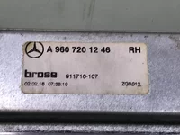 Lève-vitre Mercedes A 960 720 12 46 Lève-vitre Mercedes A 960 720 12 46