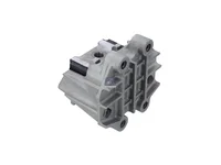 Engine support DT Spare Parts 81962100680