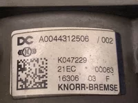 Bremsventil Mercedes A 004 431 25 06 Bremsventil Mercedes A 004 431 25 06
