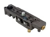 Lenkventil DT Spare Parts 1957048