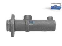 Master cylinder DT Spare Parts 04817854