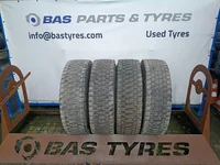 Universal 315/70R22.5 UNVS02 ensemble d'occasion Universal 315/70R22.5 UNVS02 ensemble d'occasion