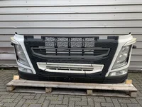 Parachoque Volvo FH4 82139942 Parachoque Volvo FH4 82139942