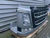 Parachoque Volvo FH4 82139942 Parachoque Volvo FH4 82139942