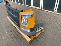 Parachoque Volvo FM4 21963573 Parachoque Volvo FM4 21963573