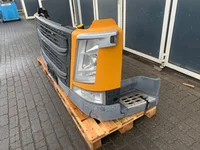 Stoβstange Volvo FM4 84086799 Stoβstange Volvo FM4 84086799