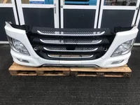 Parachoques DAF XF106 2048272 Parachoques DAF XF106 2048272