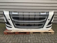 Parachoque Volvo FH4B 78670304