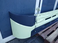 Capacul frontal Volvo 84235556