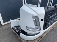 Parachoque Volvo FM5 21316576