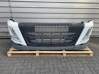 Pare-chocs Volvo FM5 84407376